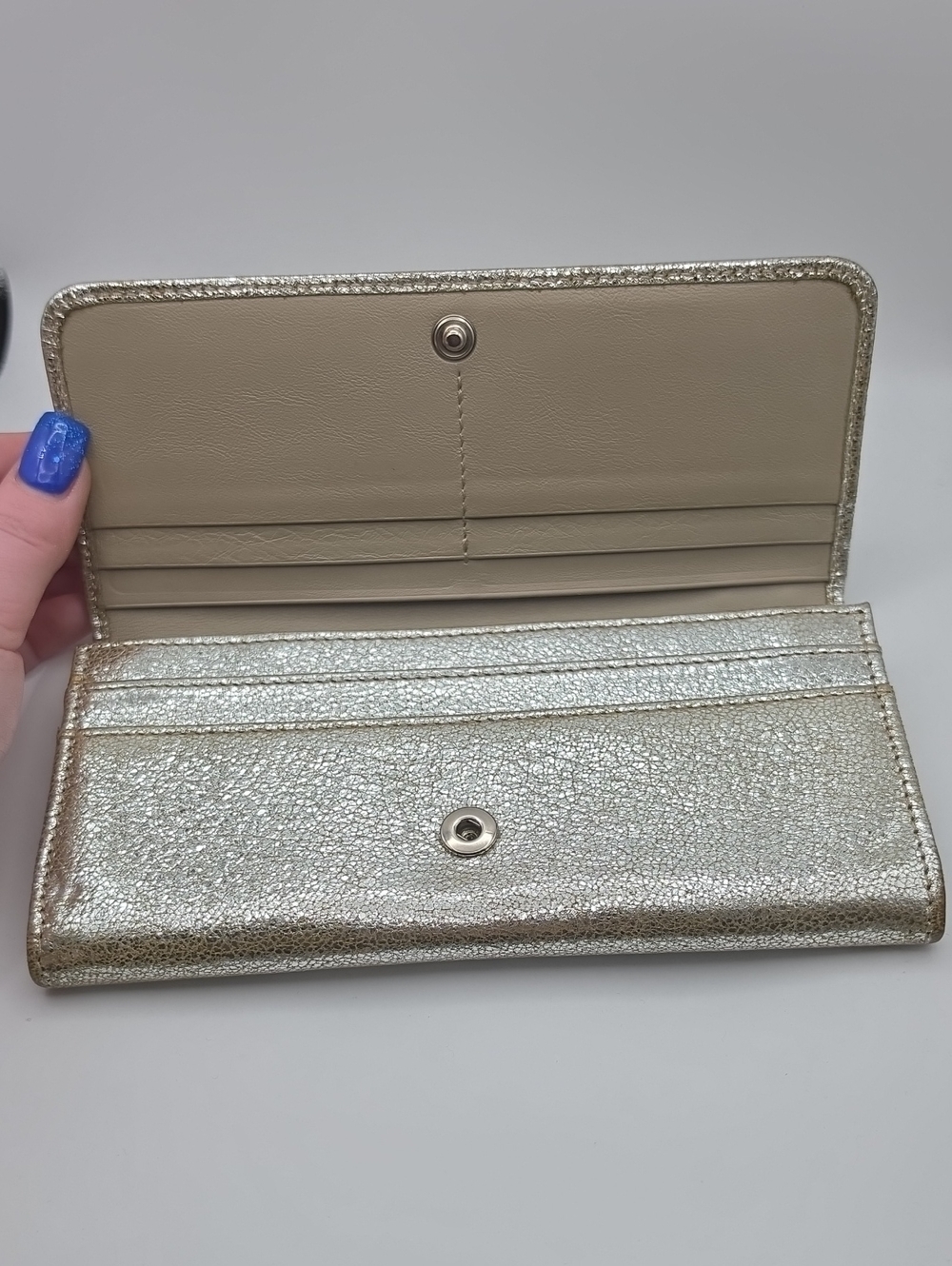 Jimmy Choo Star-Studded Silver Nino Metallic Silver Long Snap Wallet (EUC)🩶 - Picture 8 of 13